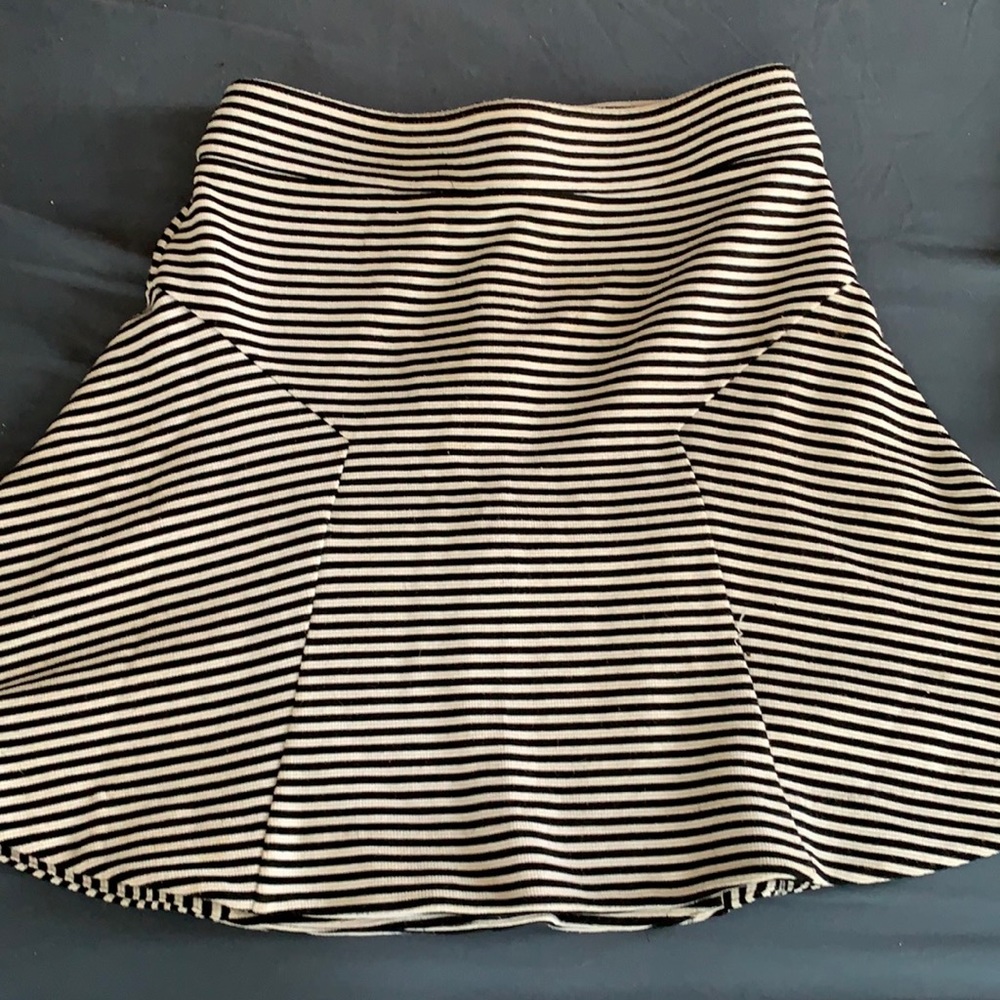 Striped fun skirt 😍